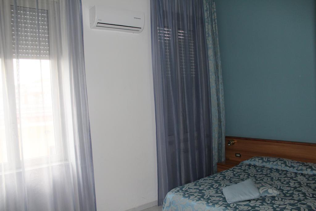 Hotel Santa Marta Pozzuoli Zimmer foto